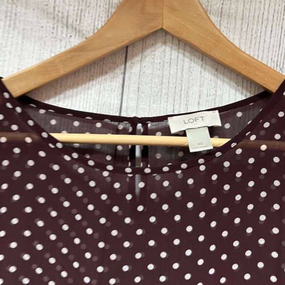 Ann Taylor Sheer Polka Dot Top in Dark Maroon Size XS - Picture 3 of 12